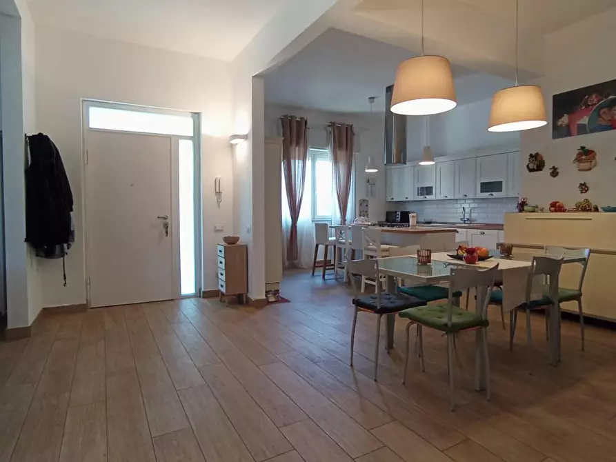 Immagine 16 di Casa bifamiliare in vendita  a Cascina