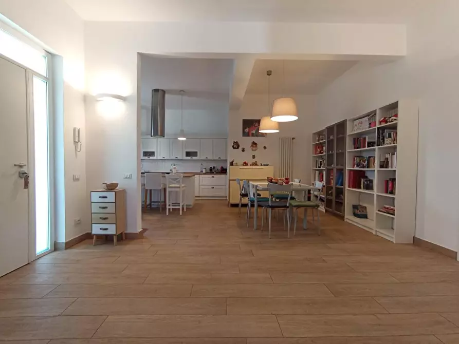 Immagine 14 di Casa bifamiliare in vendita  a Cascina