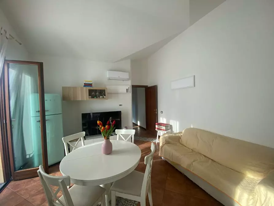 Immagine 2 di Appartamento in affitto  a Lucca