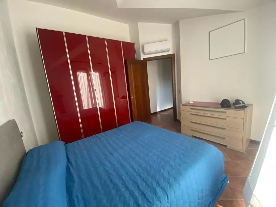Immagine 21 di Appartamento in affitto  a Lucca