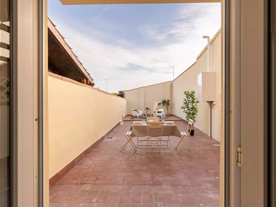 Immagine 10 di Terratetto in vendita  a Pisa