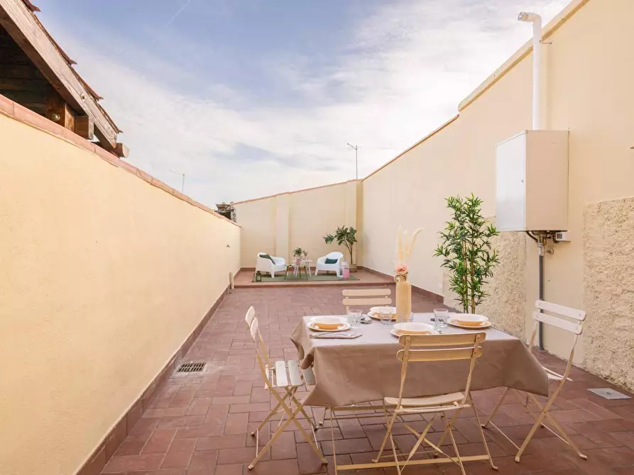 Immagine 11 di Terratetto in vendita  a Pisa