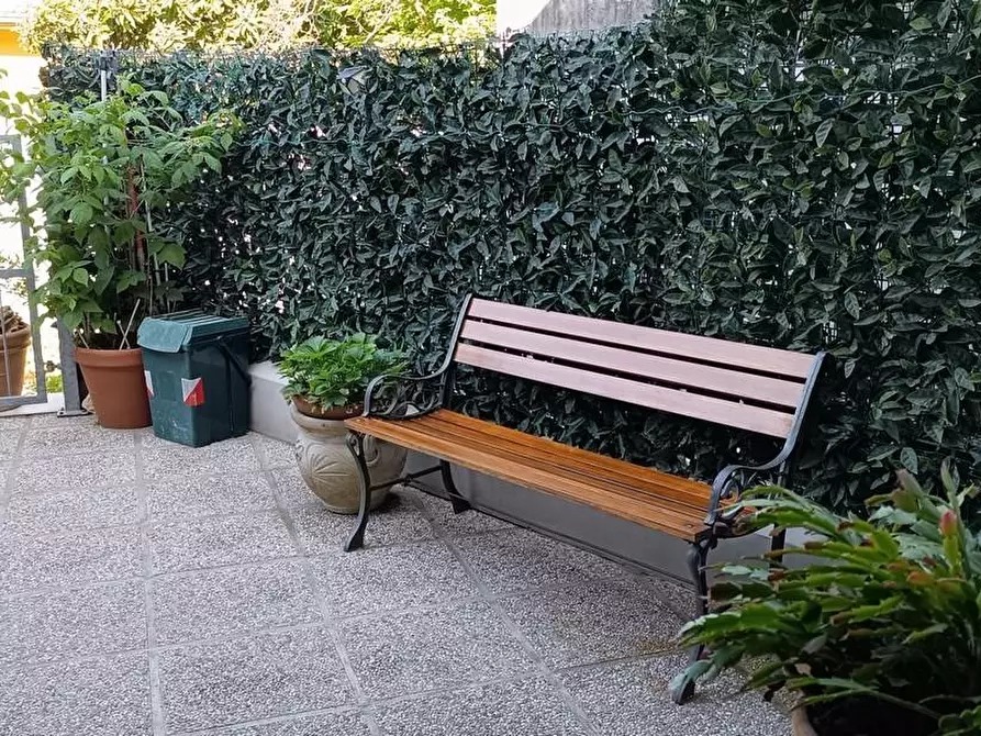 Immagine 39 di Casa semindipendente in vendita  a Castelnuovo Magra