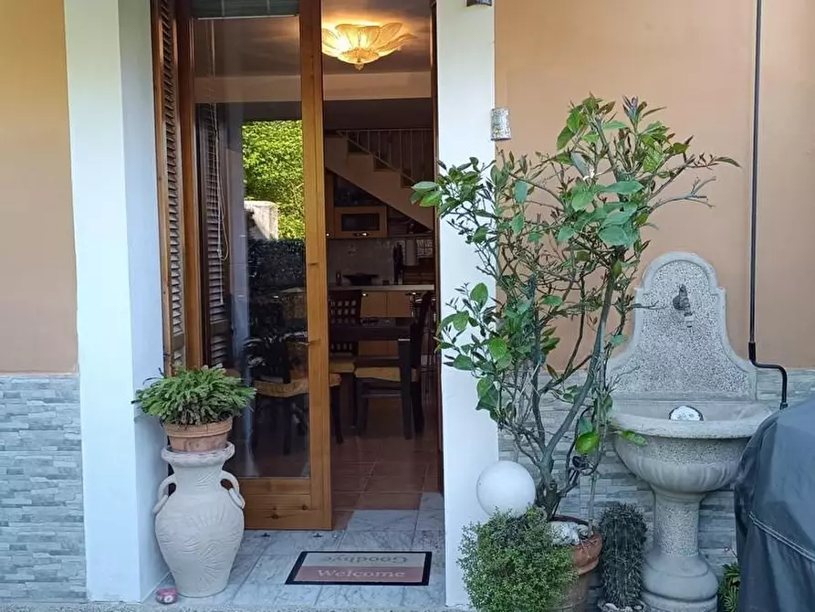 Immagine 38 di Casa semindipendente in vendita  a Castelnuovo Magra