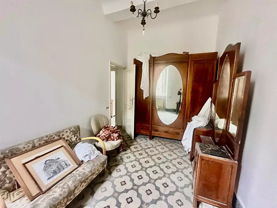 Immagine 21 di Appartamento in vendita  a Carrara