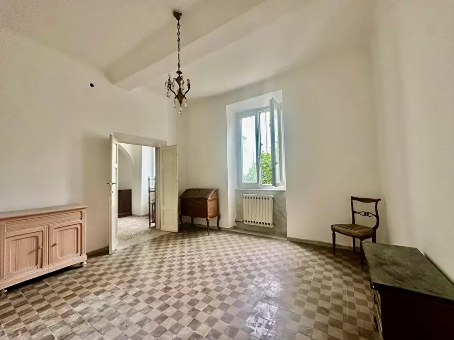 Immagine 4 di Appartamento in vendita  a Carrara