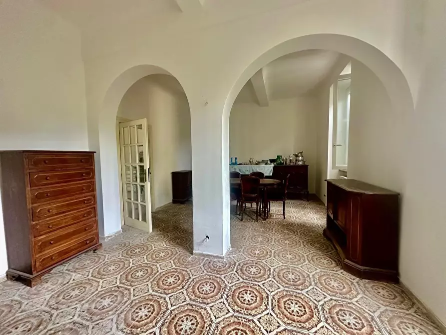 Immagine 9 di Appartamento in vendita  a Carrara