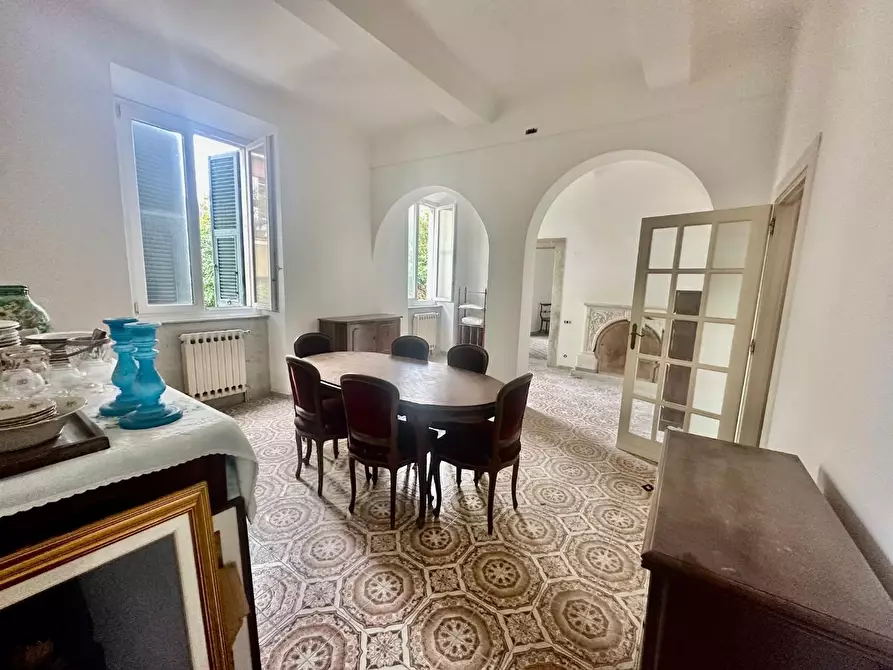 Immagine 11 di Appartamento in vendita  a Carrara