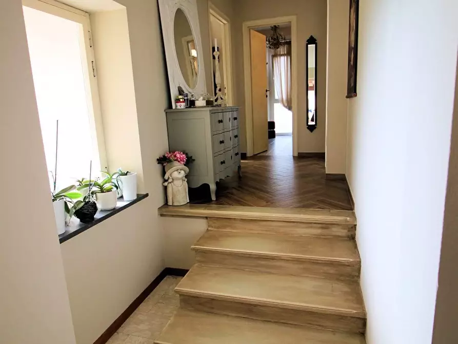 Immagine 21 di Villa in vendita  a Pontedera