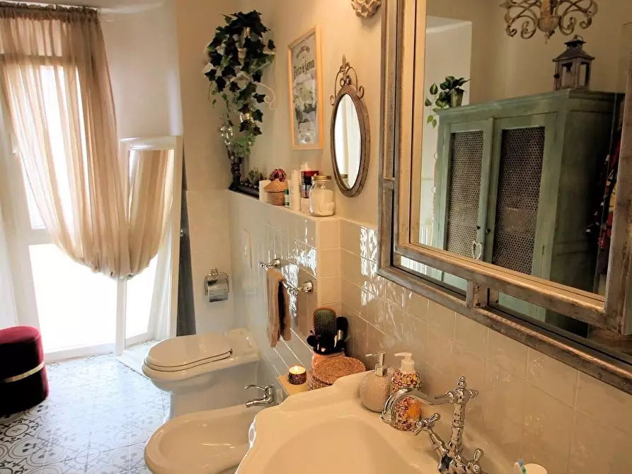 Immagine 25 di Villa in vendita  a Pontedera