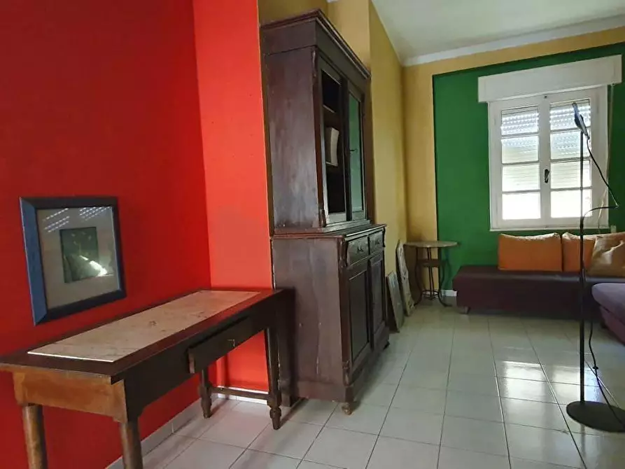 Immagine 2 di Appartamento in vendita  a Massa