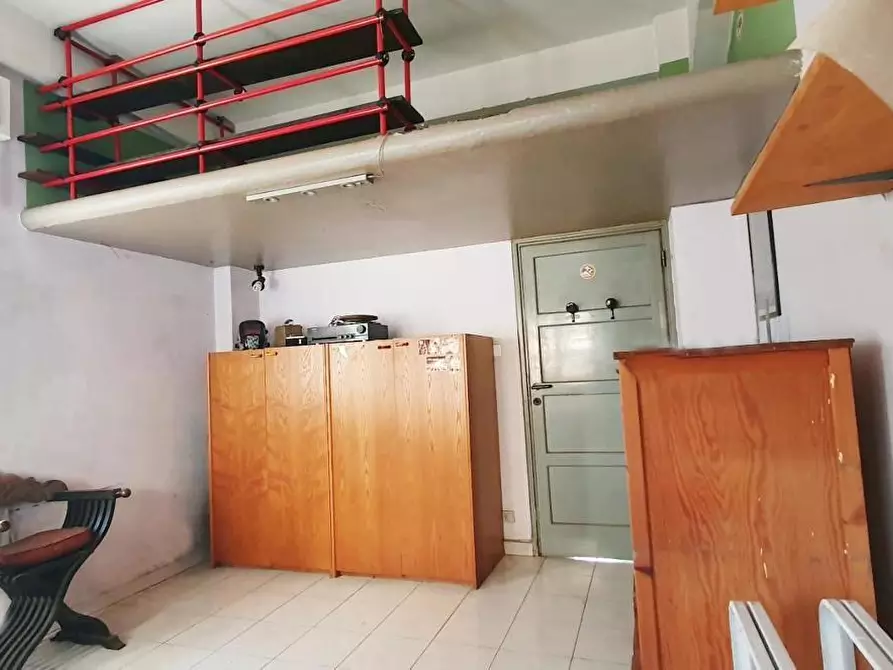 Immagine 15 di Appartamento in vendita  a Massa