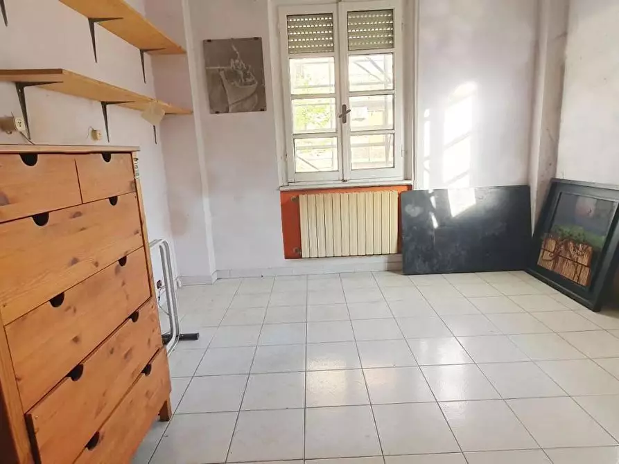 Immagine 12 di Appartamento in vendita  a Massa