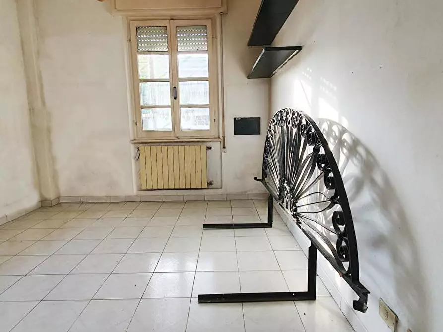 Immagine 16 di Appartamento in vendita  a Massa