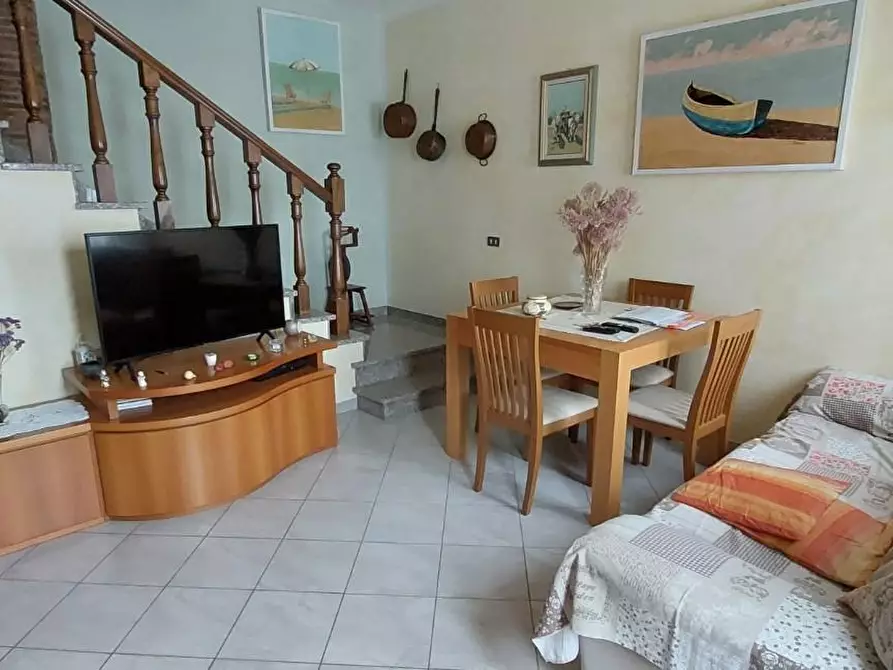 Immagine 1 di Porzione di casa in vendita  a Crespina Lorenzana