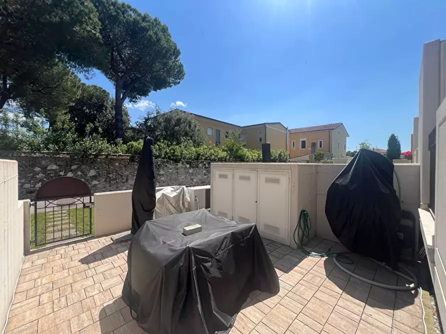 Immagine 9 di Villetta a schiera in vendita  a Vecchiano