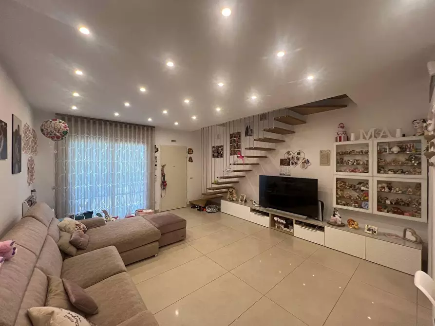 Immagine 2 di Villetta a schiera in vendita  a Vecchiano