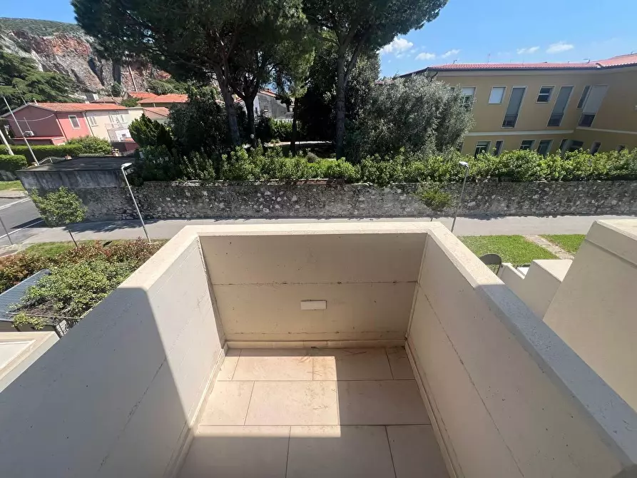 Immagine 20 di Villetta a schiera in vendita  a Vecchiano