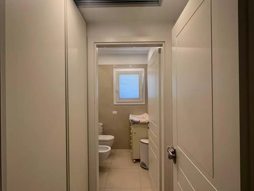 Immagine 10 di Villetta a schiera in vendita  a Vecchiano