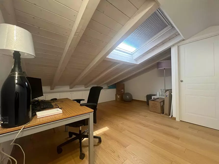 Immagine 22 di Villetta a schiera in vendita  a Vecchiano