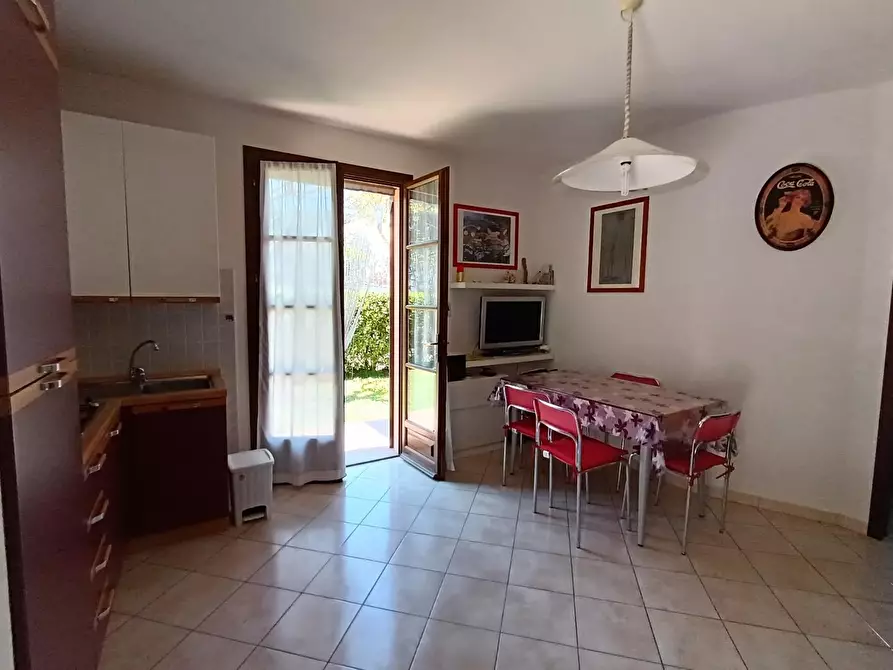 Immagine 4 di Appartamento in vendita  a Rosignano Marittimo