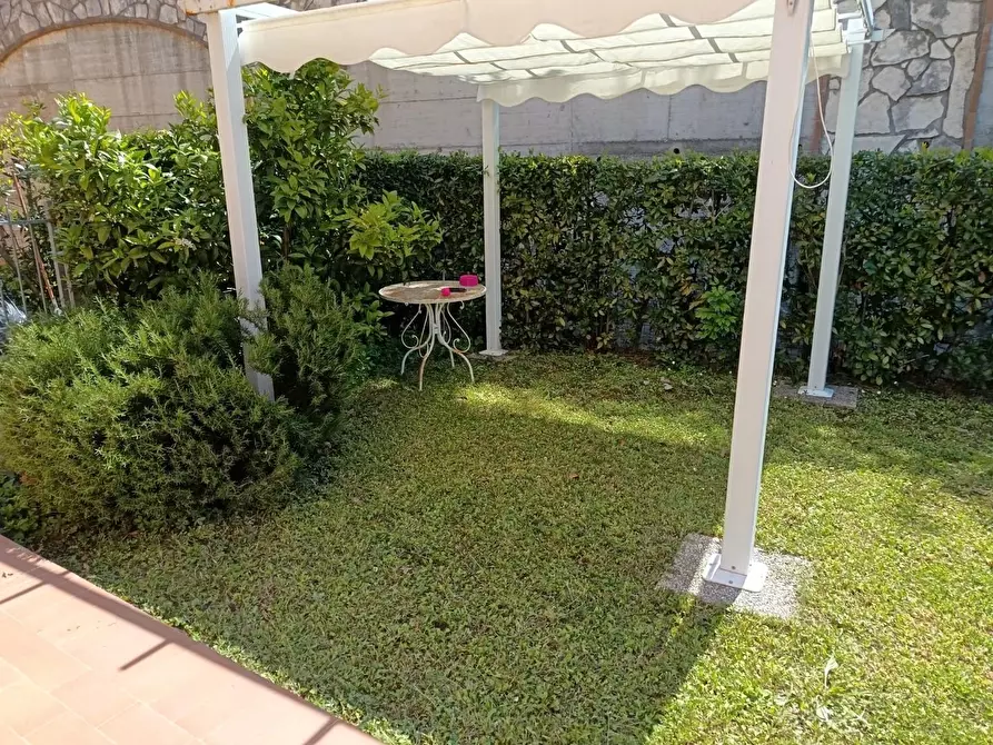 Immagine 2 di Appartamento in vendita  a Rosignano Marittimo