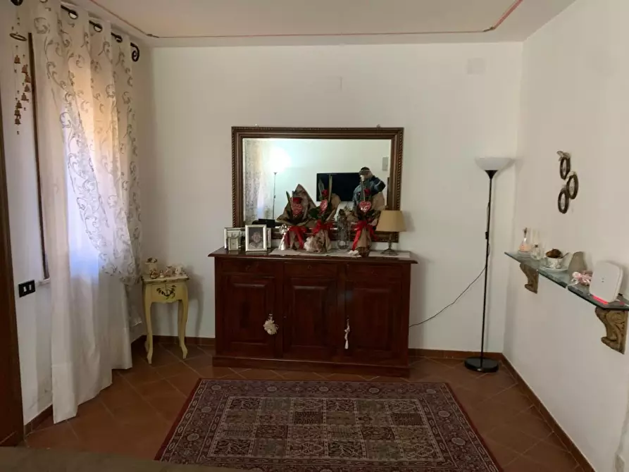 Immagine 2 di Villetta a schiera in vendita  a Terricciola