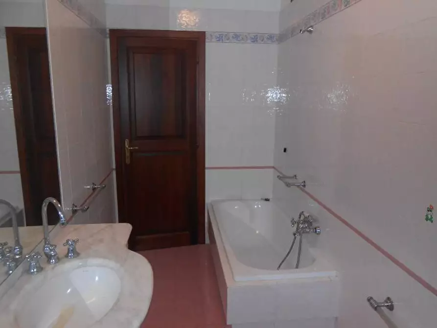 Immagine 7 di Villetta a schiera in vendita  a Terricciola