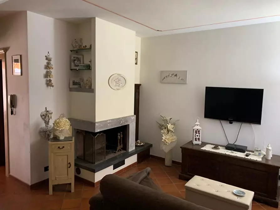 Immagine 1 di Villetta a schiera in vendita  a Terricciola