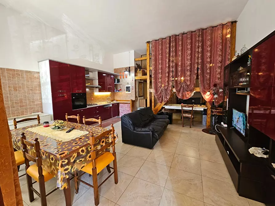 Immagine 6 di Appartamento in vendita  a Collesalvetti