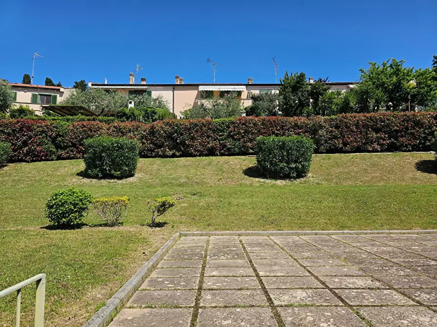 Immagine 18 di Appartamento in vendita  a Collesalvetti