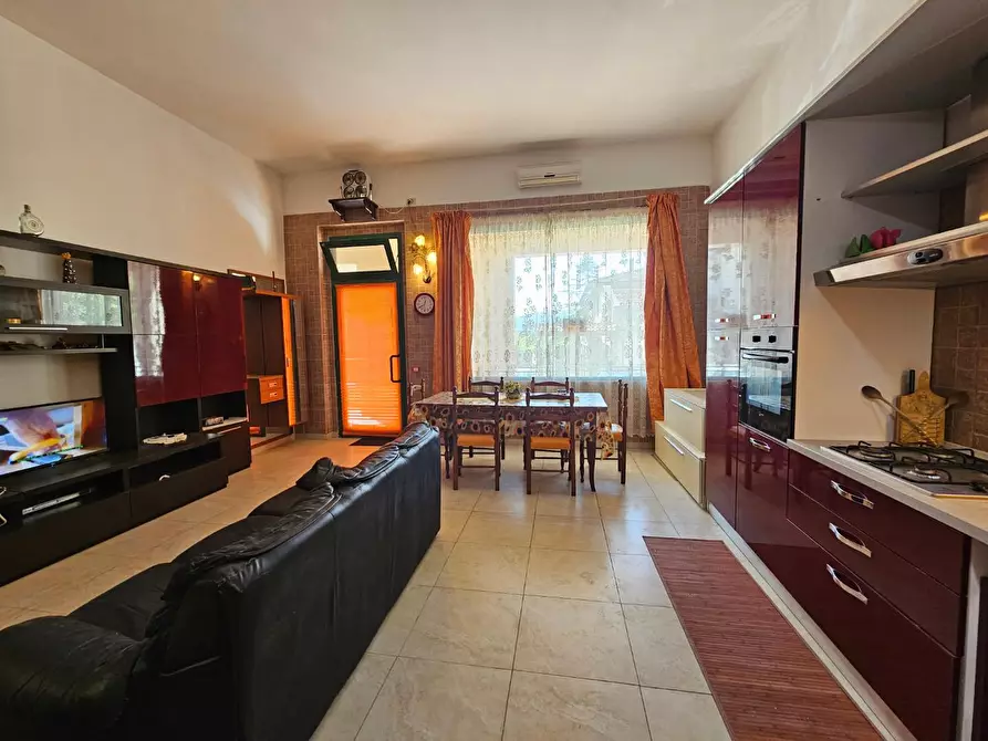 Immagine 10 di Appartamento in vendita  a Collesalvetti