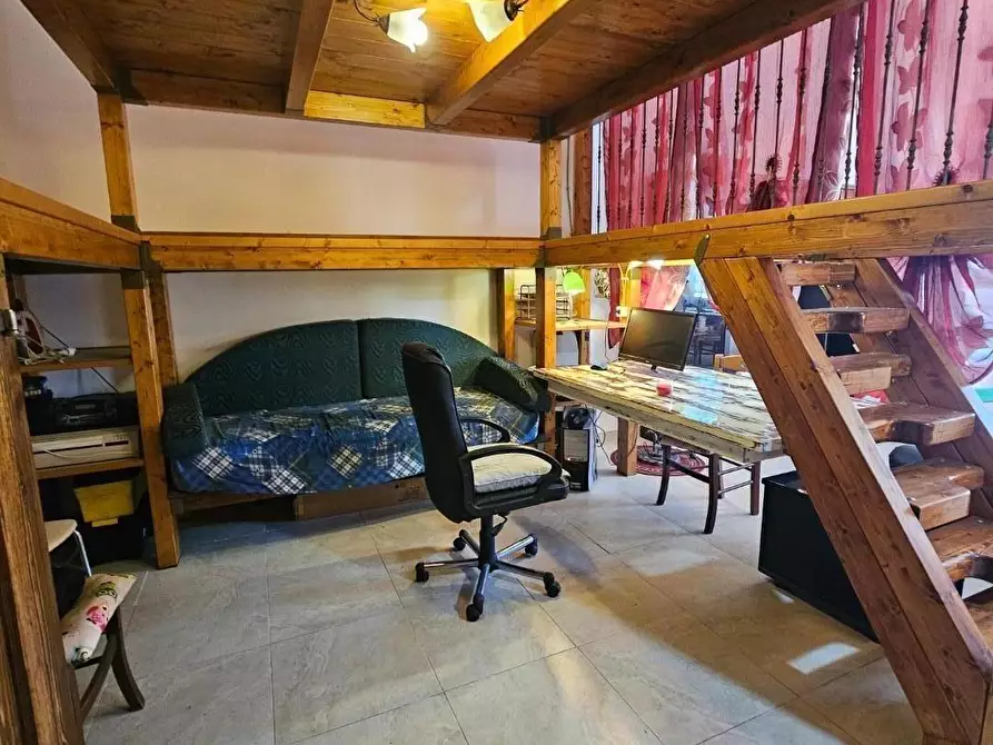 Immagine 14 di Appartamento in vendita  a Collesalvetti