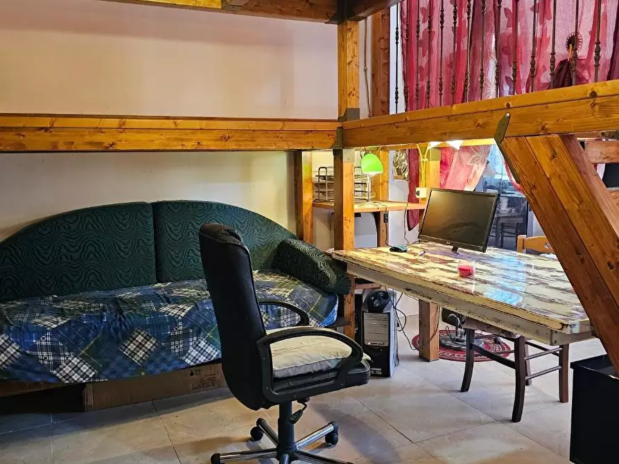 Immagine 13 di Appartamento in vendita  a Collesalvetti