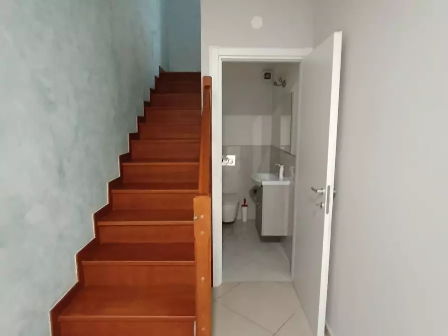 Immagine 1 di Terratetto in vendita  a Viareggio