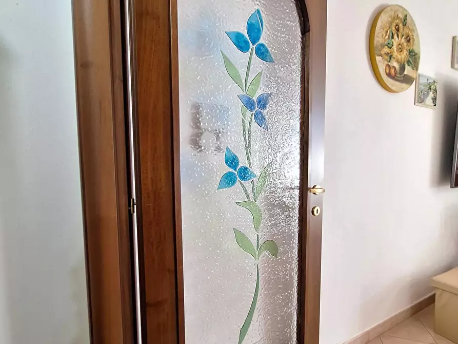 Immagine 8 di Villetta a schiera in vendita  a Calcinaia