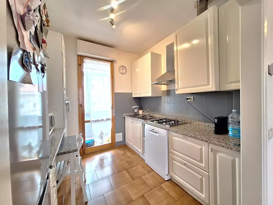 Immagine 35 di Villetta a schiera in vendita  a Calcinaia