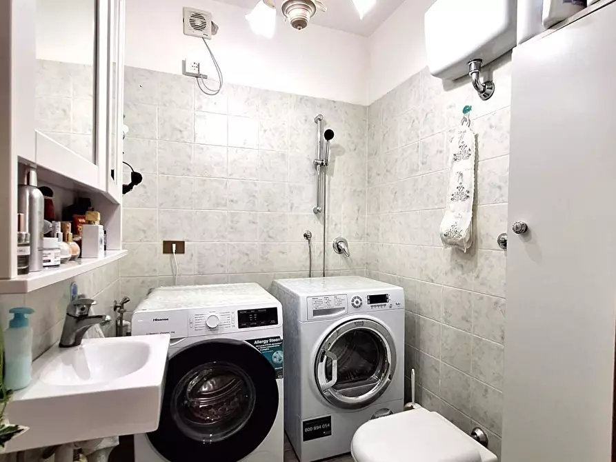 Immagine 7 di Villetta a schiera in vendita  a Calcinaia