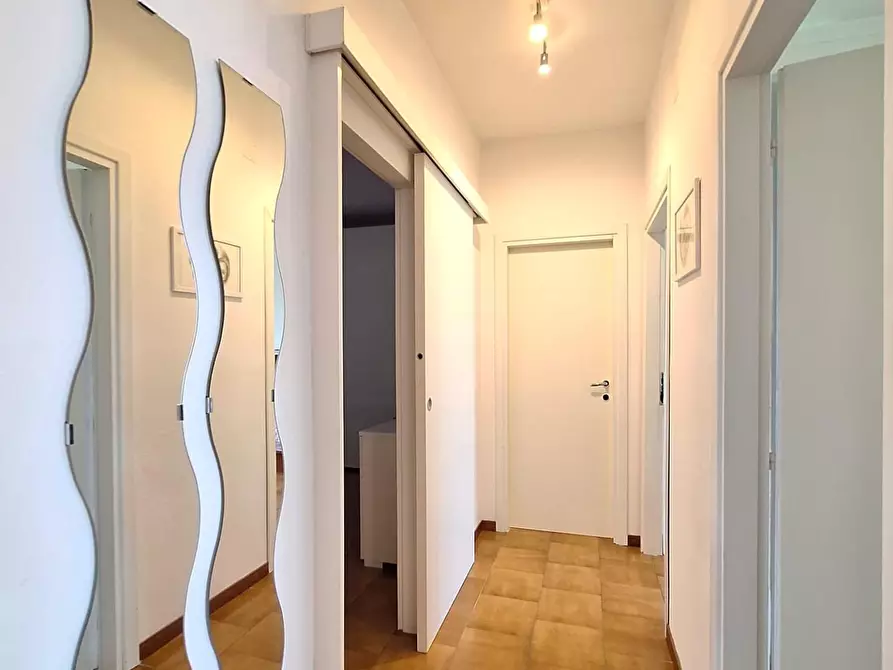 Immagine 36 di Villetta a schiera in vendita  a Calcinaia