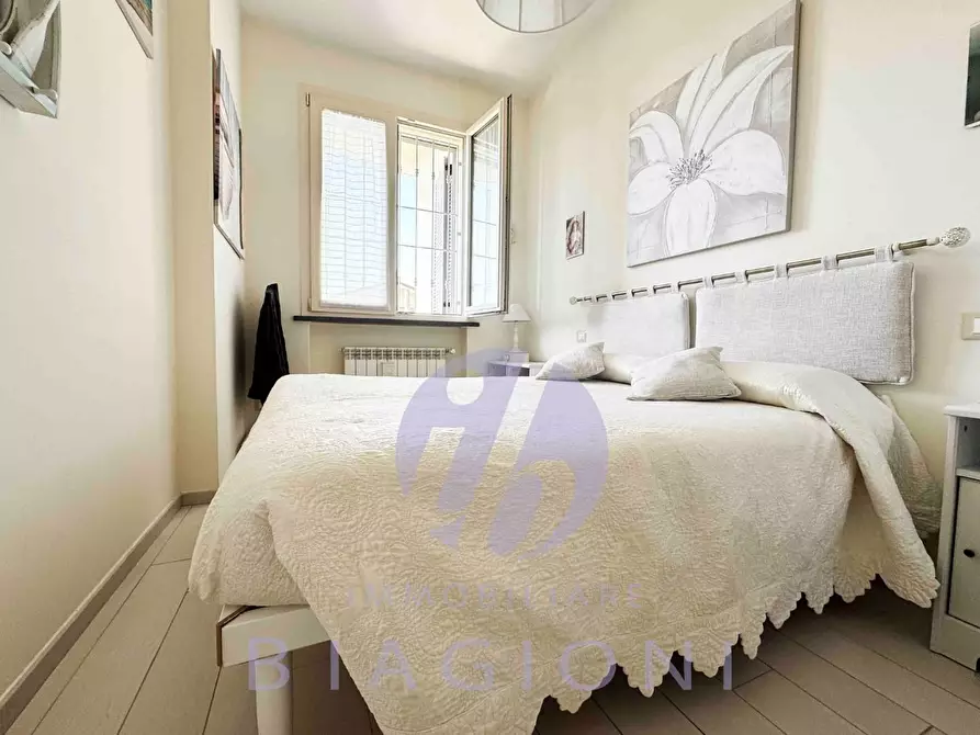 Immagine 6 di Appartamento in vendita  a Pietrasanta