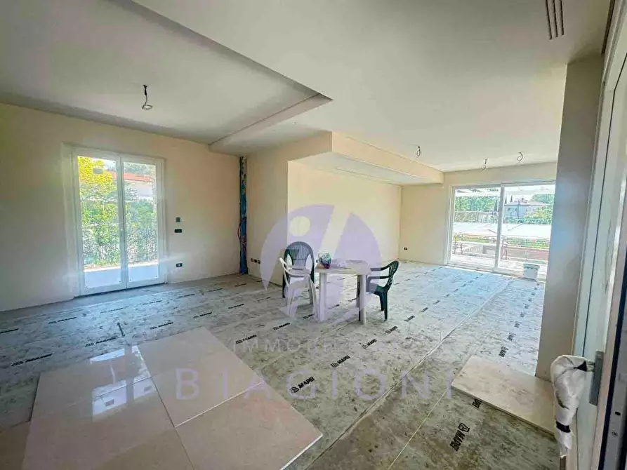 Immagine 17 di Villa in vendita  a Forte Dei Marmi