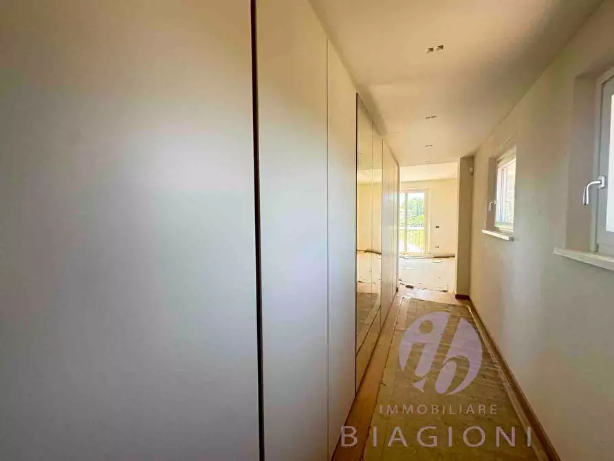 Immagine 7 di Villa in vendita  a Forte Dei Marmi