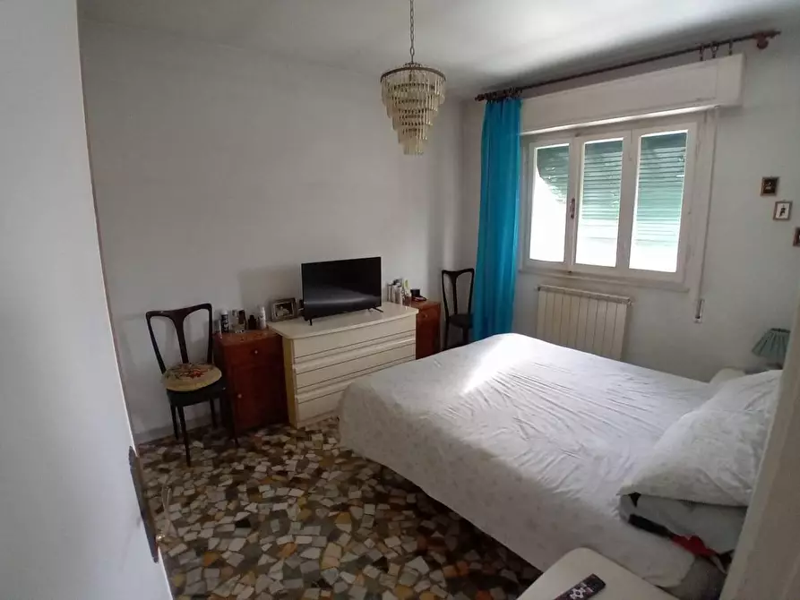 Immagine 5 di Appartamento in vendita  a Pietrasanta
