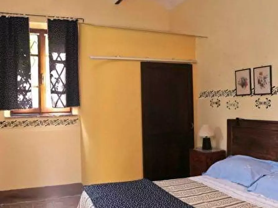 Immagine 29 di Casa colonica in vendita  a Buonconvento