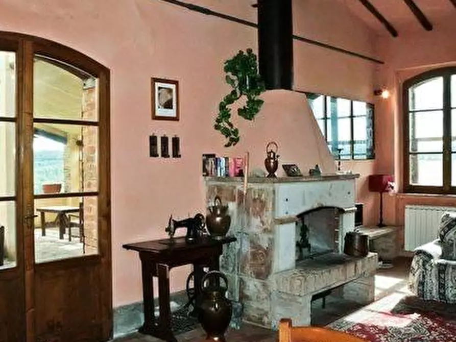 Immagine 6 di Casa colonica in vendita  a Buonconvento