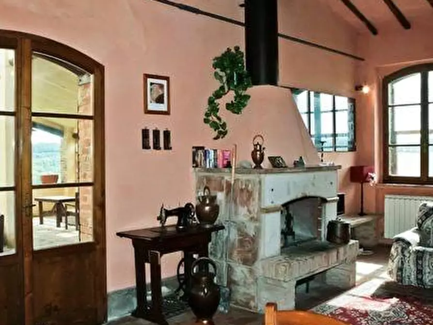 Immagine 5 di Casa colonica in vendita  a Buonconvento