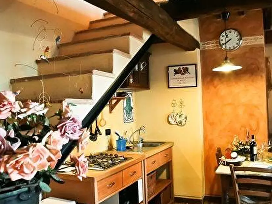 Immagine 22 di Casa colonica in vendita  a Buonconvento