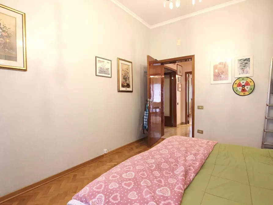 Immagine 12 di Appartamento in vendita  a Siena
