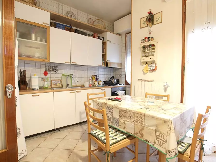 Immagine 6 di Appartamento in vendita  a Siena