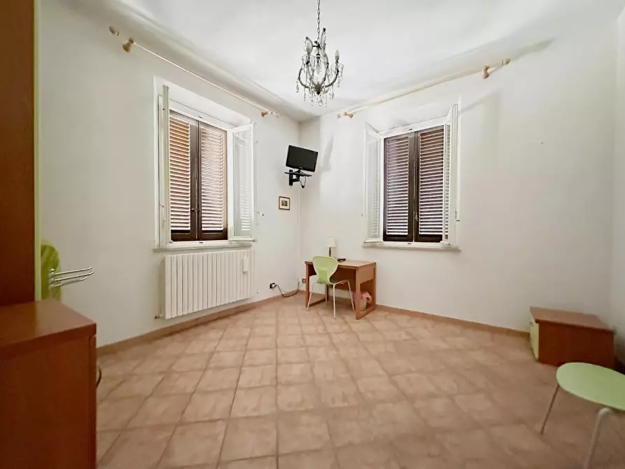 Immagine 16 di Villa in vendita  a Lucca